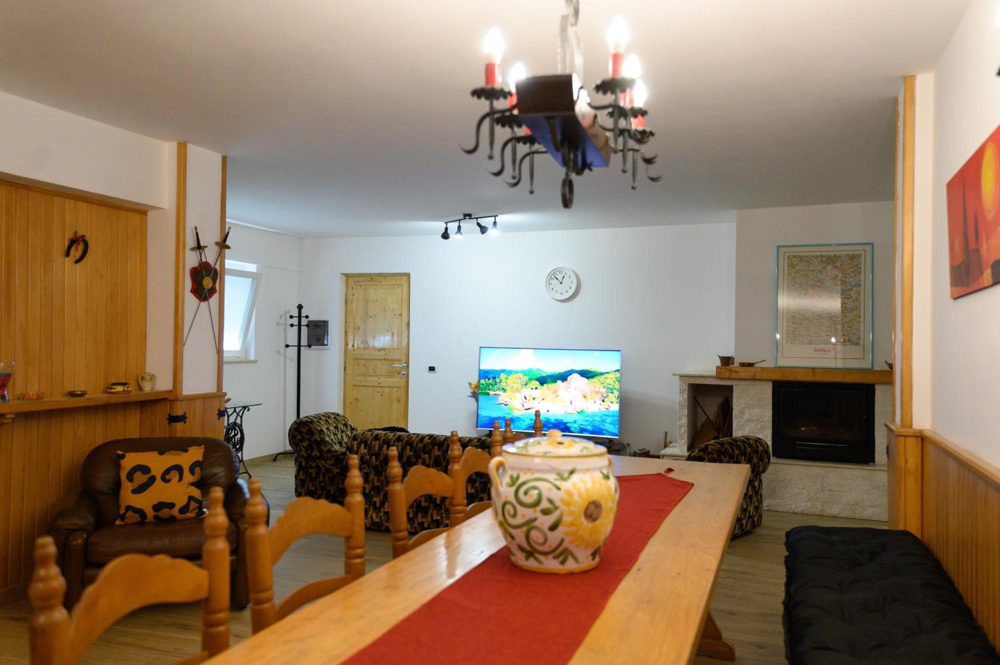 Visit Rome From A Quiet Place Apartment *